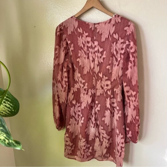 Lulus | Meant to Shine Mauve Floral Jacquard Long Sleeve Mini Dress - Picture 6 of 8